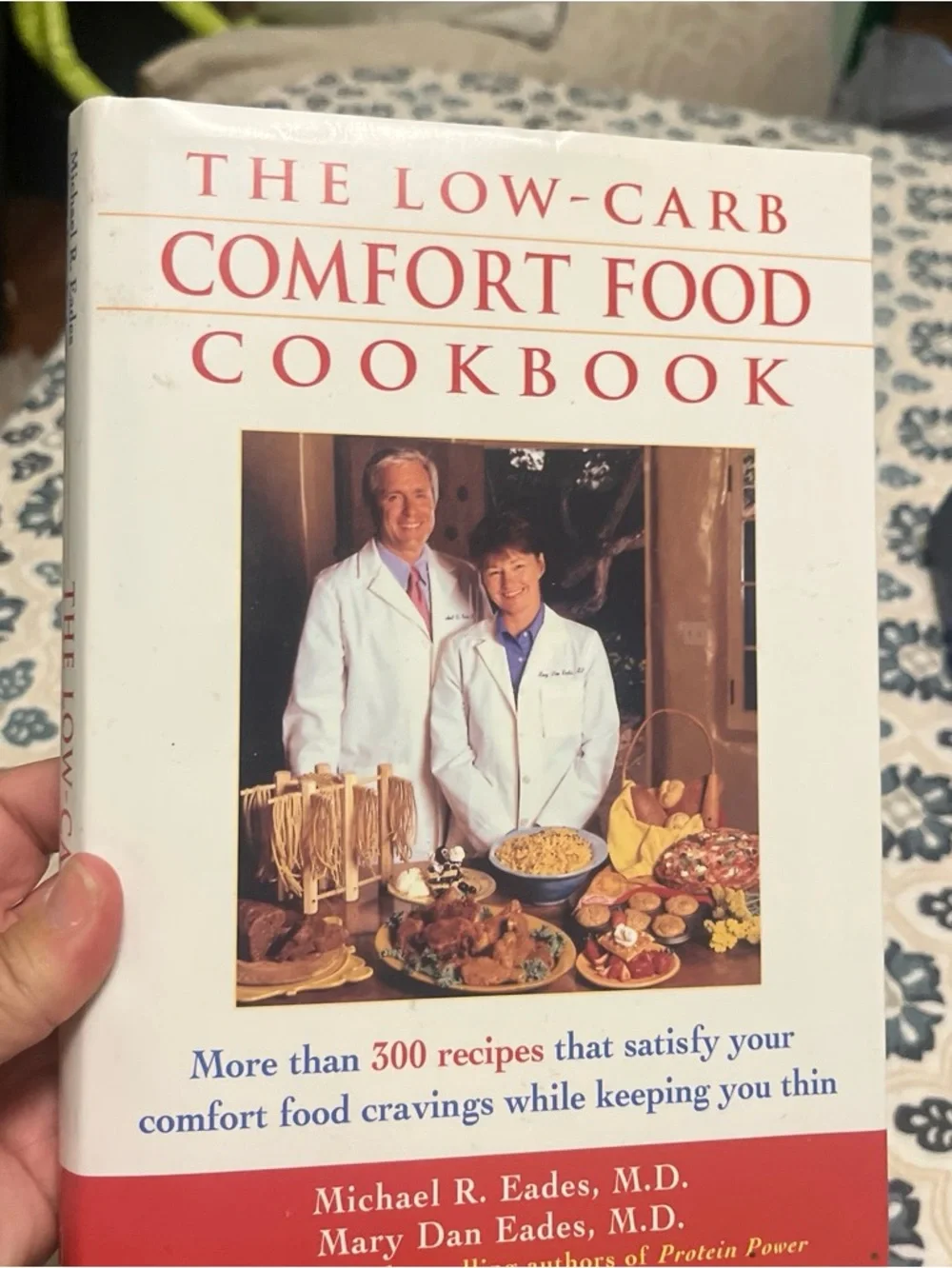 The Low-Carb Comfort Food Cookbook - White Cover